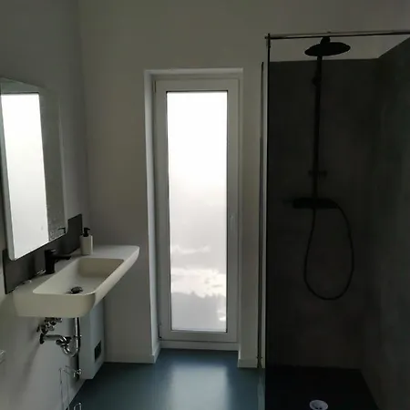 Ferienhaus Das Weisse Haus Mit Boddenblick