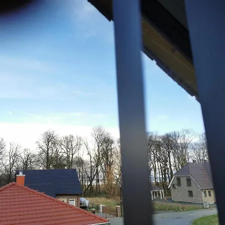 Das Weisse Haus Mit Boddenblick Klausdorf